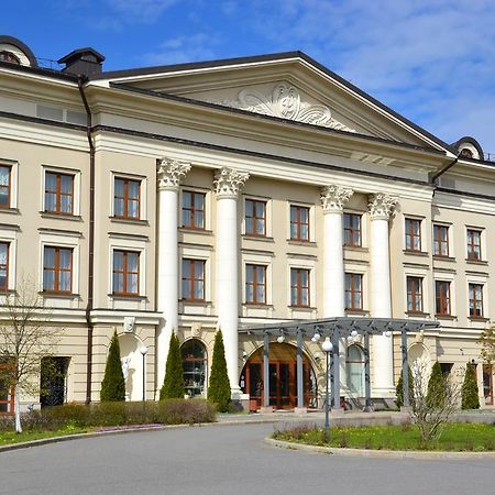 Volzhskaya Riviera Hotel Uglich Esterno foto